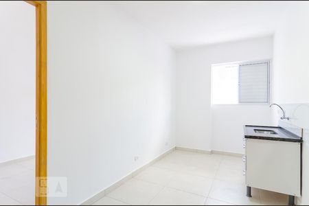 Sala/Cozinha de kitnet/studio para alugar com 1 quarto, 30m² em Saúde, São Paulo