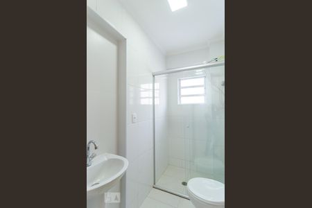 Studio para alugar com 30m², 1 quarto e sem vaga Studio para alugar com 30m², 1 quarto e sem vagaBanheiro