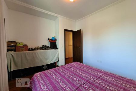 Casa à venda com 100m², 4 quartos e 11 vagas Casa à venda com 100m², 4 quartos e 11 vagasSuíte 3