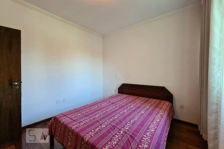 Casa à venda com 100m², 4 quartos e 11 vagas Casa à venda com 100m², 4 quartos e 11 vagasSuíte 3