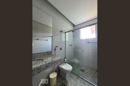 Casa à venda com 100m², 4 quartos e 11 vagas Casa à venda com 100m², 4 quartos e 11 vagasBanheiro Suíte 3