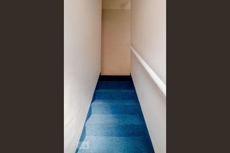 Casa à venda com 461m², 3 quartos e 4 vagas Casa à venda com 461m², 3 quartos e 4 vagasEscada Para os Quartos