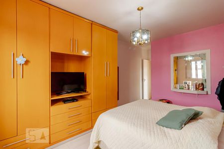 Casa à venda com 461m², 3 quartos e 4 vagas Casa à venda com 461m², 3 quartos e 4 vagasSuite