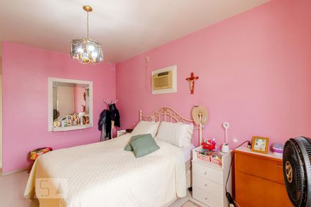 Casa à venda com 461m², 3 quartos e 4 vagas Casa à venda com 461m², 3 quartos e 4 vagasSuite