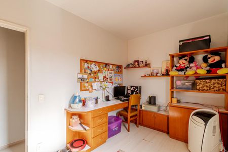 Casa à venda com 461m², 3 quartos e 4 vagas Casa à venda com 461m², 3 quartos e 4 vagasQuarto 1