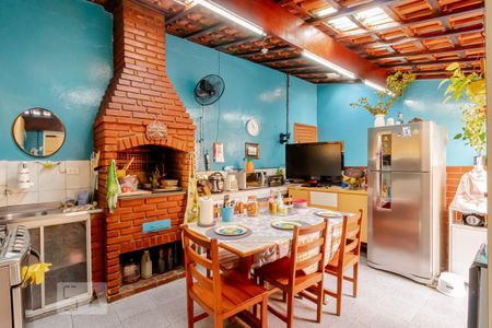 Casa à venda com 461m², 3 quartos e 4 vagas Casa à venda com 461m², 3 quartos e 4 vagasChurrasqueira