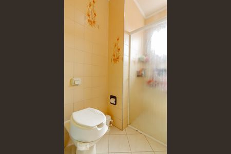 Casa à venda com 461m², 3 quartos e 4 vagas Casa à venda com 461m², 3 quartos e 4 vagasBanheiro da Suite