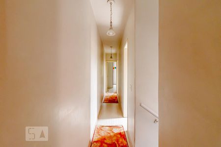 Casa à venda com 461m², 3 quartos e 4 vagas Casa à venda com 461m², 3 quartos e 4 vagasCorredor dos Quartos