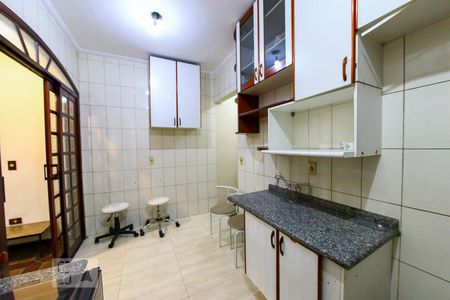 Casa para alugar com 135m², 3 quartos e 2 vagasCozinha
