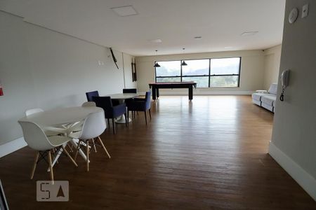 Studio para alugar com 35m², 1 quarto e 1 vaga Studio para alugar com 35m², 1 quarto e 1 vagaSalão de Jogos