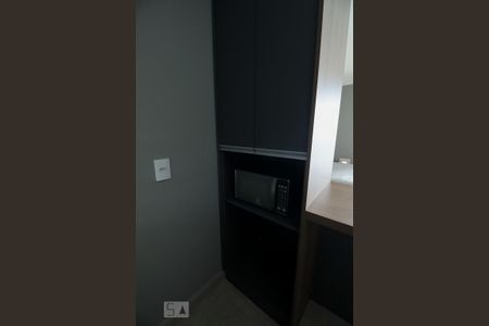 Studio para alugar com 35m², 1 quarto e 1 vaga Studio para alugar com 35m², 1 quarto e 1 vagaMicro-ondas