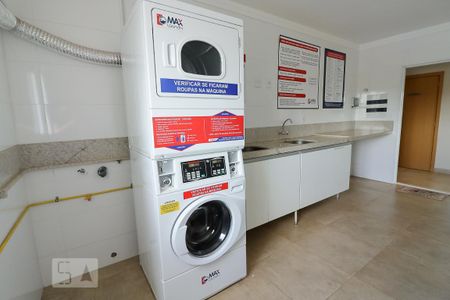 Studio para alugar com 35m², 1 quarto e 1 vaga Studio para alugar com 35m², 1 quarto e 1 vagaLavanderia