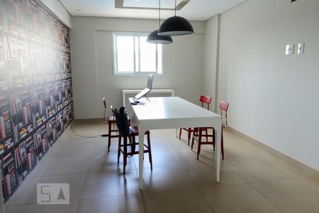 Studio para alugar com 35m², 1 quarto e 1 vaga Studio para alugar com 35m², 1 quarto e 1 vagaRoom Office