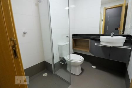 Studio para alugar com 35m², 1 quarto e 1 vaga Studio para alugar com 35m², 1 quarto e 1 vagaBanheiro