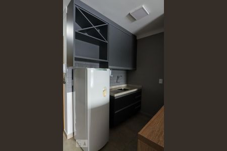 Studio para alugar com 35m², 1 quarto e 1 vaga Studio para alugar com 35m², 1 quarto e 1 vagaGeladeira
