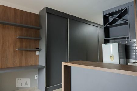 Studio para alugar com 35m², 1 quarto e 1 vaga Studio para alugar com 35m², 1 quarto e 1 vagaBancada