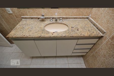 Apartamento à venda com 140m², 3 quartos e sem vagaBanheiro - Pia