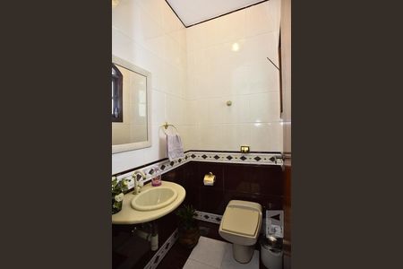 Lavabo de casa de condomínio à venda com 4 quartos, 330m² em Anil, Rio de Janeiro