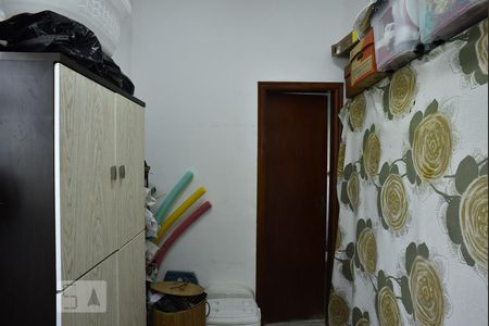 Casa de condomínio à venda com 330m², 4 quartos e 2 vagasQuarto de Serviço