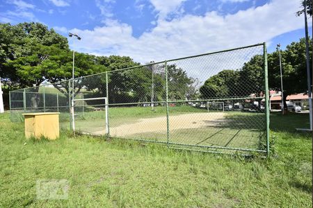 Casa de condomínio à venda com 330m², 4 quartos e 2 vagasQuadra Esportiva