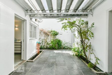 Casa para alugar com 120m², 3 quartos e 2 vagas Casa para alugar com 120m², 3 quartos e 2 vagasQuintal