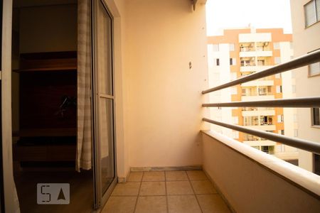 Apartamento para alugar com 79m², 3 quartos e 1 vagaSacada