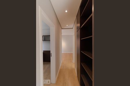 Apartamento para alugar com 79m², 3 quartos e 1 vagaCorredor