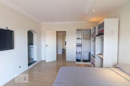 Casa à venda com 480m², 4 quartos e 6 vagasSuíte 3