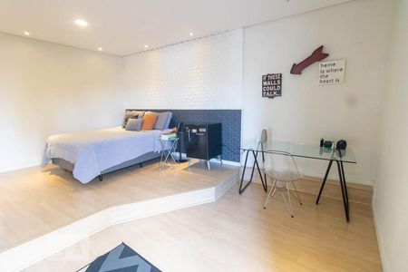 Casa à venda com 480m², 4 quartos e 6 vagasSuíte 2