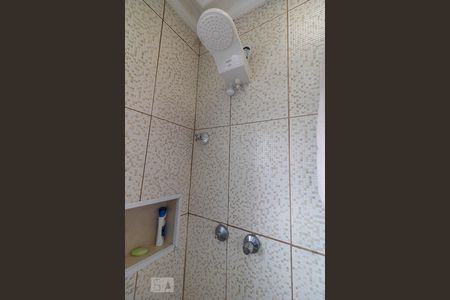 Casa à venda com 480m², 4 quartos e 6 vagasBanheiro da Suíte 2