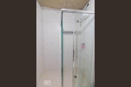 Casa à venda com 480m², 4 quartos e 6 vagasBanheiro da Suíte 1