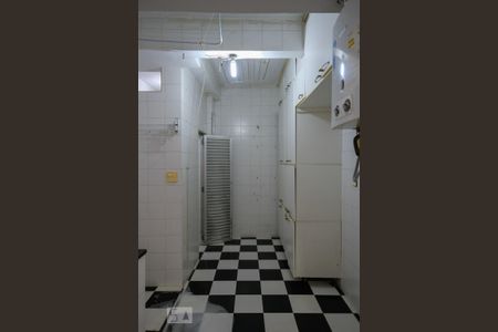 Apartamento à venda com 70m², 2 quartos e 1 vagaÁrea de Serviço