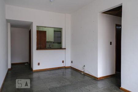 Apartamento à venda com 70m², 2 quartos e 1 vagaSala