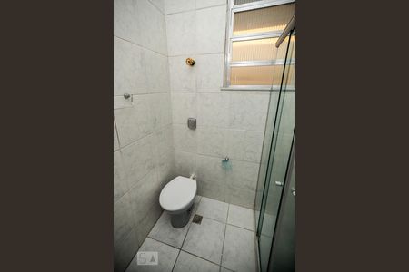 Apartamento à venda com 70m², 2 quartos e sem vagaBanheiro