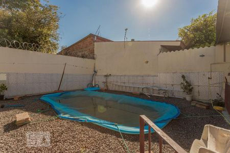 Casa à venda com 40m², 3 quartos e 3 vagasPátio