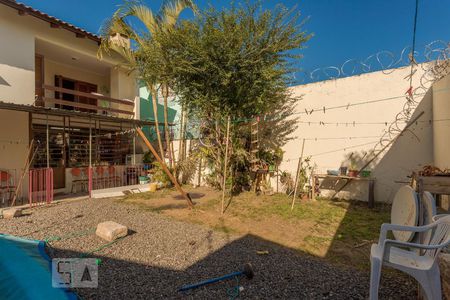 Casa à venda com 40m², 3 quartos e 3 vagasPátio