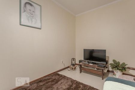 Sala 2 de casa à venda com 3 quartos, 40m² em Vila Ipiranga, Porto Alegre