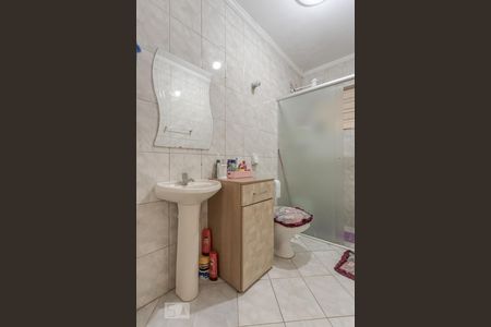 Casa à venda com 40m², 3 quartos e 3 vagasBanheiro 2