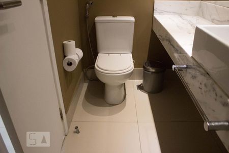 Apartamento para alugar com 69m², 2 quartos e 1 vagaBanheiro