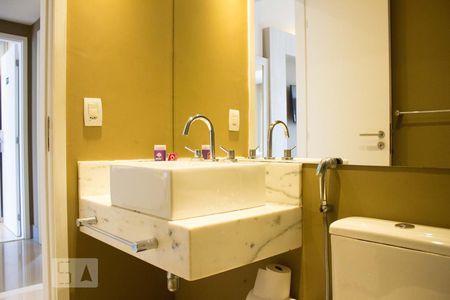 Apartamento para alugar com 69m², 2 quartos e 1 vagaBanheiro da Suíte