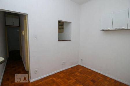 Sala de apartamento para alugar com 1 quarto, 40m² em Centro, Rio de Janeiro