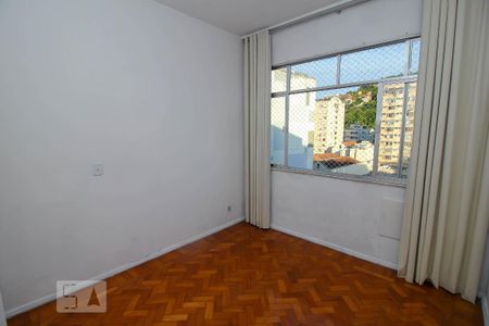 Quarto de apartamento para alugar com 1 quarto, 40m² em Centro, Rio de Janeiro