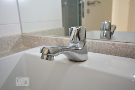 Apartamento à venda com 57m², 2 quartos e 1 vagaBanheiro Social