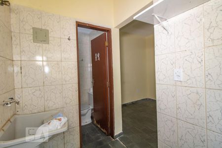 Lavanderia de casa de condomínio para alugar com 1 quarto, 37m² em Parque Independência, São Paulo