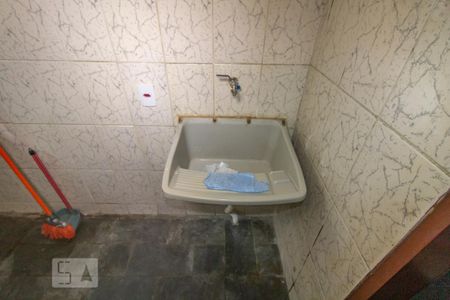 Casa de condomínio para alugar com 37m², 1 quarto e sem vaga Casa de condomínio para alugar com 37m², 1 quarto e sem vagaLavanderia