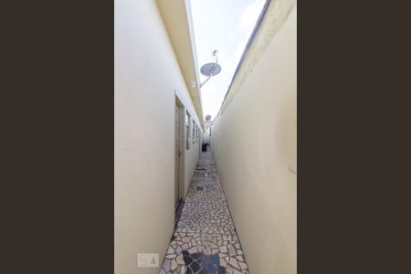 Casa de condomínio para alugar com 37m², 1 quarto e sem vaga Casa de condomínio para alugar com 37m², 1 quarto e sem vagaCorredor de entrada