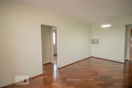 Sala de apartamento à venda com 2 quartos, 68m² em Vila Alexandria, São Paulo