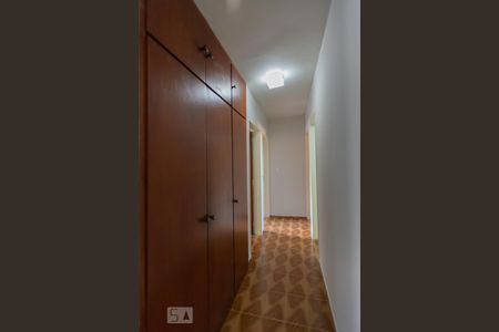 Corredor Quartos de apartamento para alugar com 3 quartos, 73m² em Presidente Médici, Ribeirão Preto