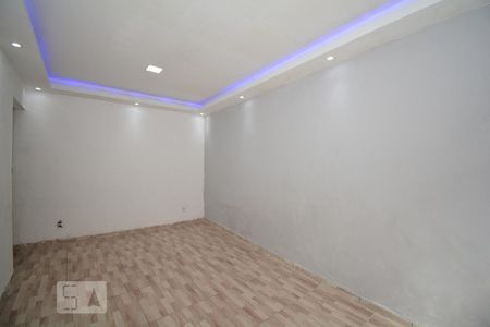 Sala de casa para alugar com 2 quartos, 70m² em Madureira, Rio de Janeiro
