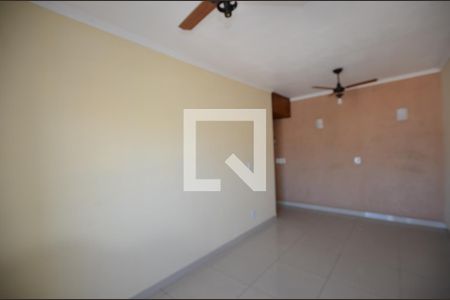 Sala de apartamento para alugar com 2 quartos, 54m² em Vila da Penha, Rio de Janeiro